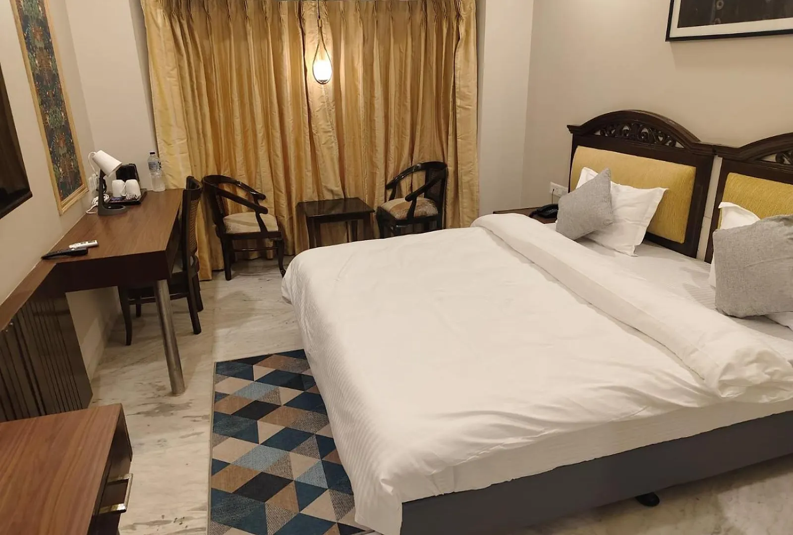 Flxho Horizon One - Luxury Hotel Golf Course Road, Sector 43 Gurgaon