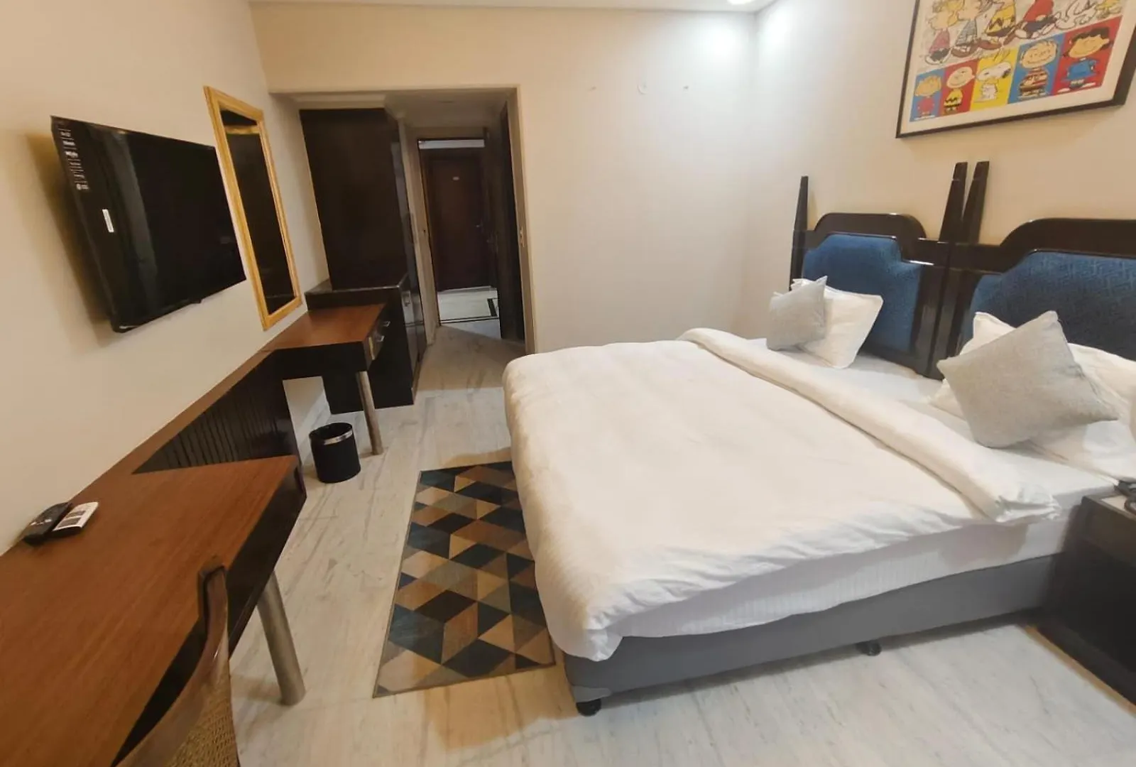 ***  Flxho Horizon One - Luxury Hotel Golf Course Road, Sector 43 Gurgaon India